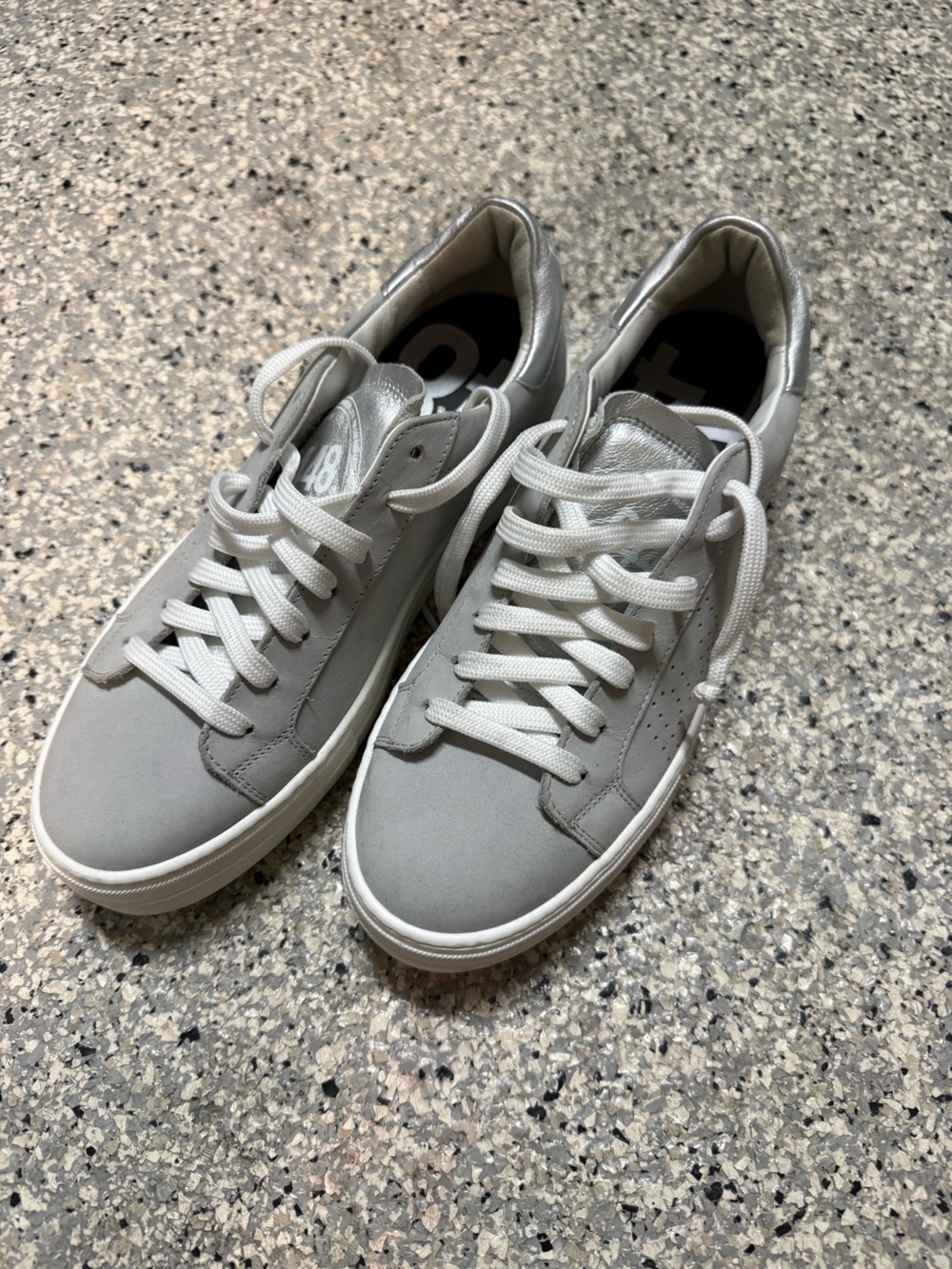 New P448 Thea Platform Grey Silver Low-Top Lace-Up Sneakers - 8.5